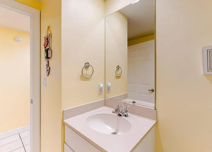 Gorgeous In Oceanfront Complex With Pool Hot Tub Wifi & Ac *